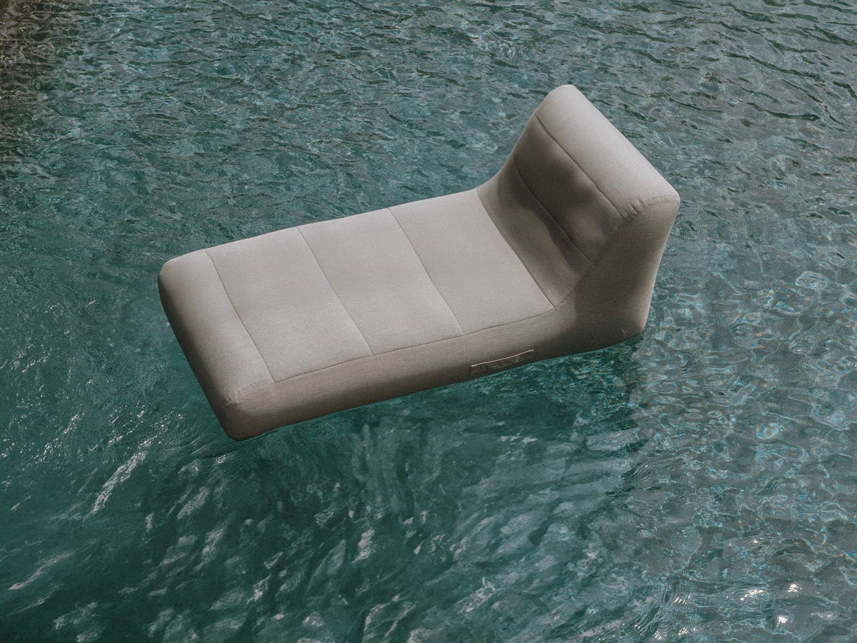 Pool Chaise | Pewter