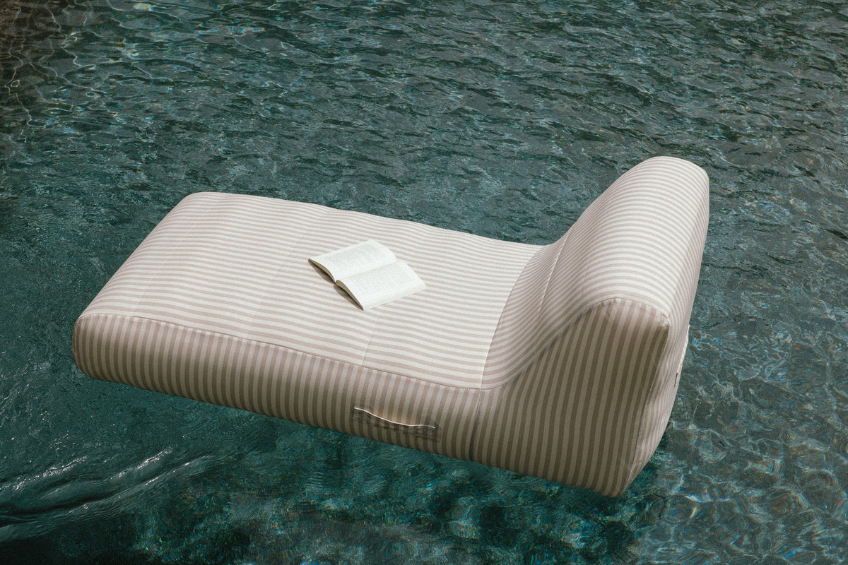 Pool Chaise | Ivory/Flax Stripe