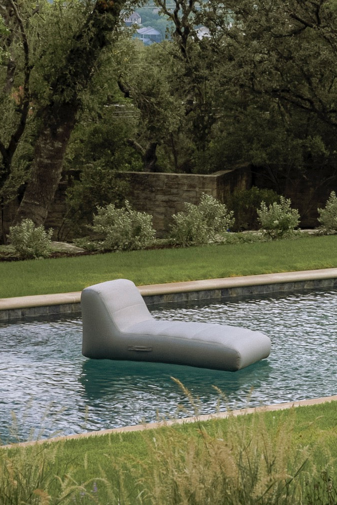 Pool Chaise | Pewter