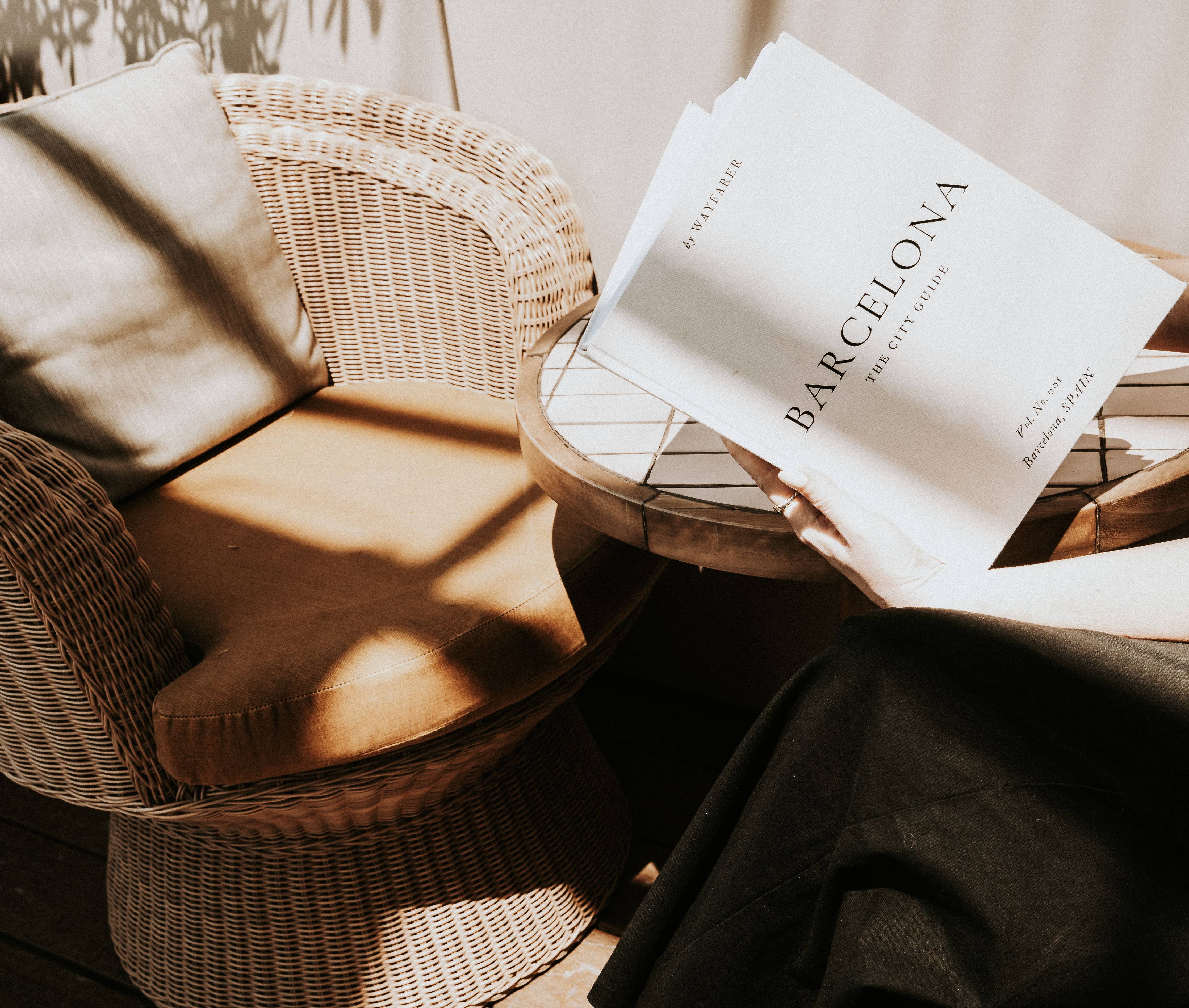 The Barcelona Guide: A Coffee Table Travel Book