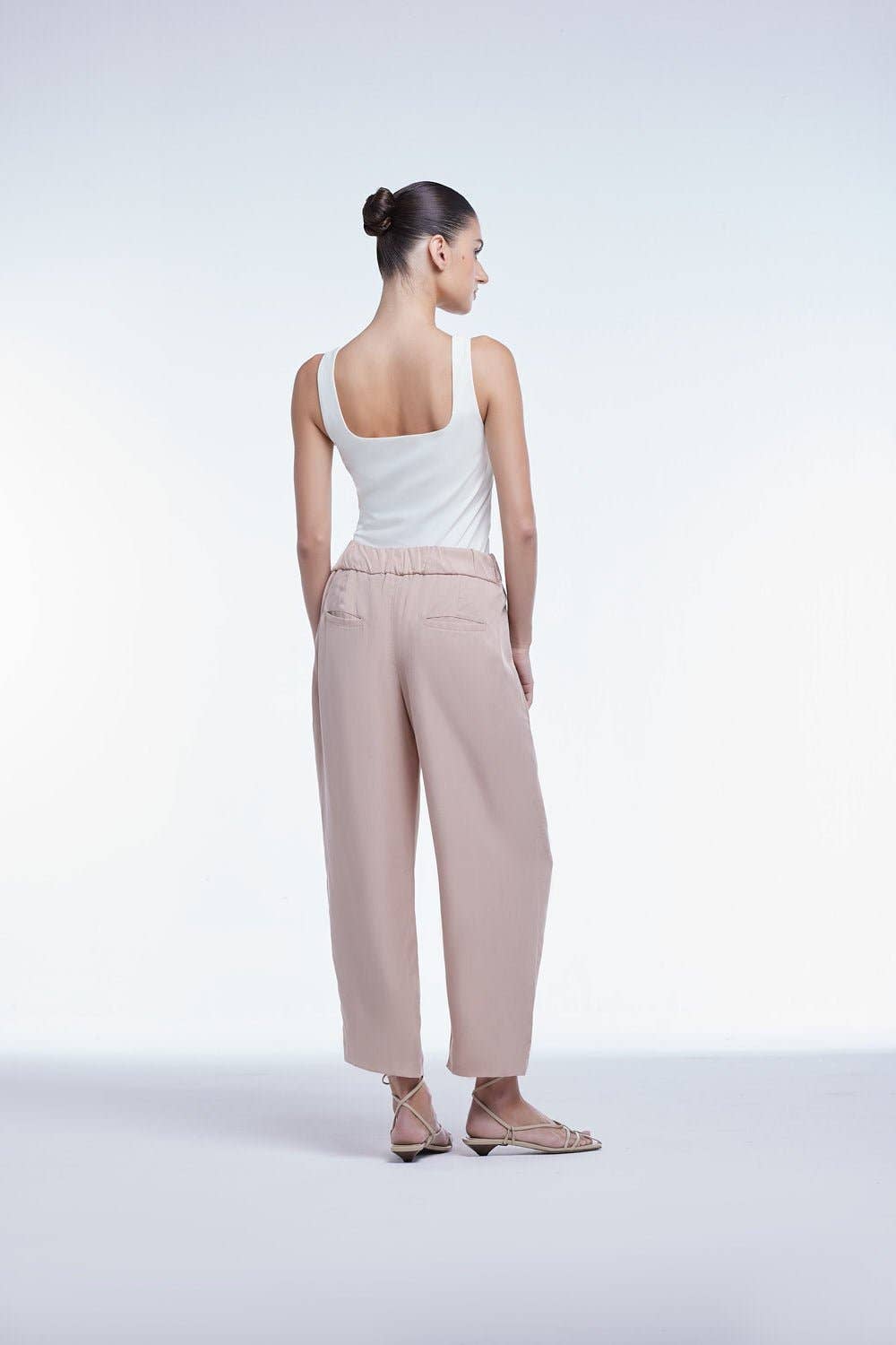 Tencel Mid-Rise Tapered Pants in Blush