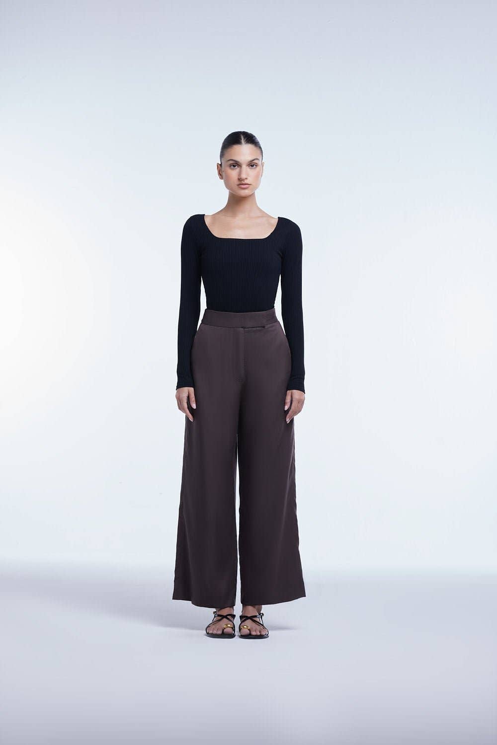 Relaxed Wide Leg Cropped Pants