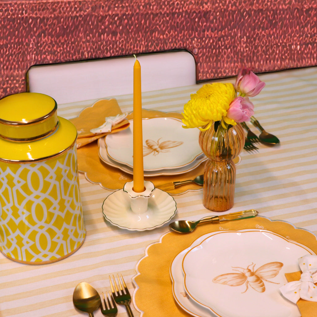 Bumble Voyage Scalloped Dinner Plate | Set of 4 (+1 Bonus Plate)