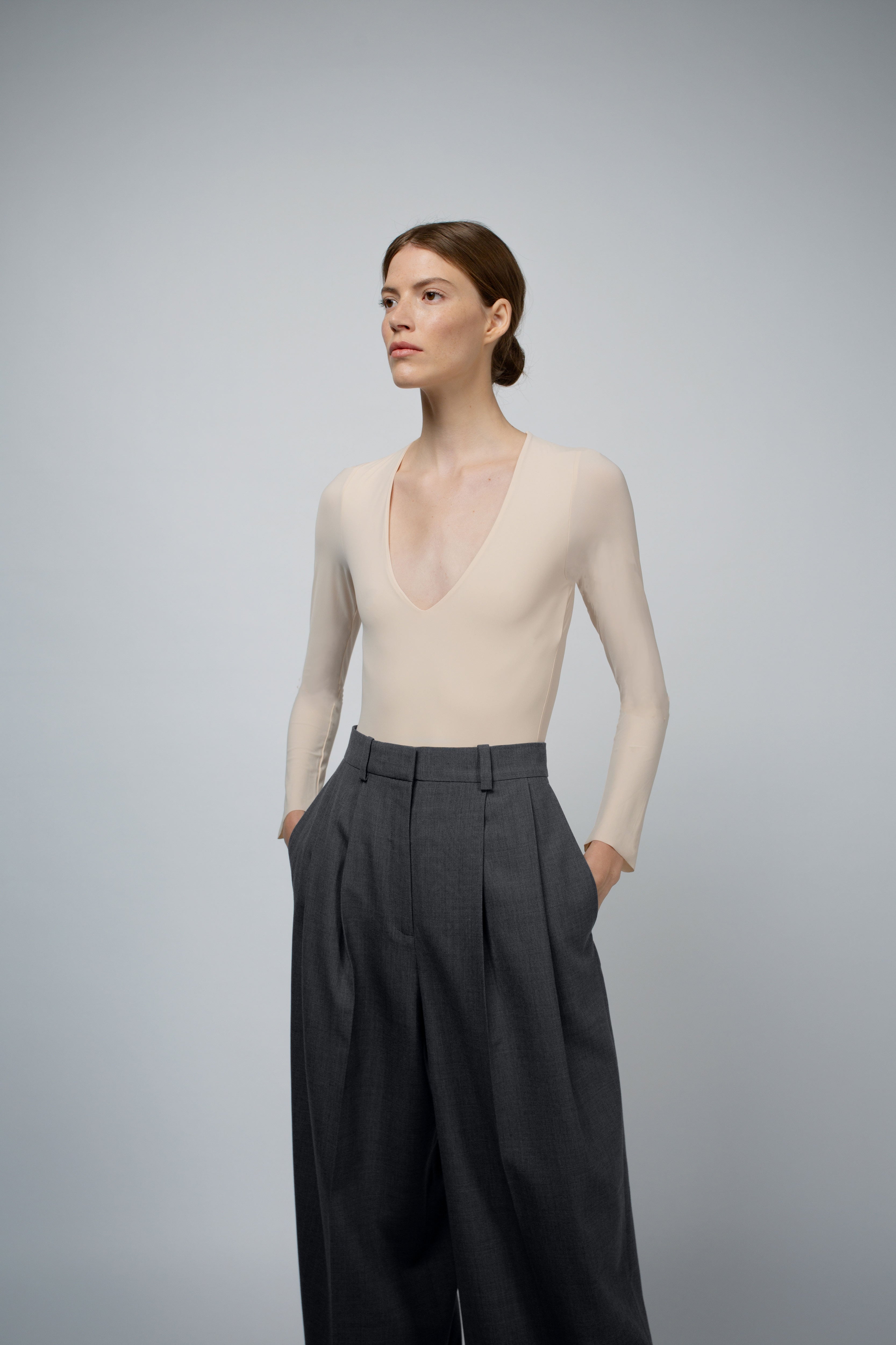 NOVA DOUBLE LAYER V-NECK BODYSUIT