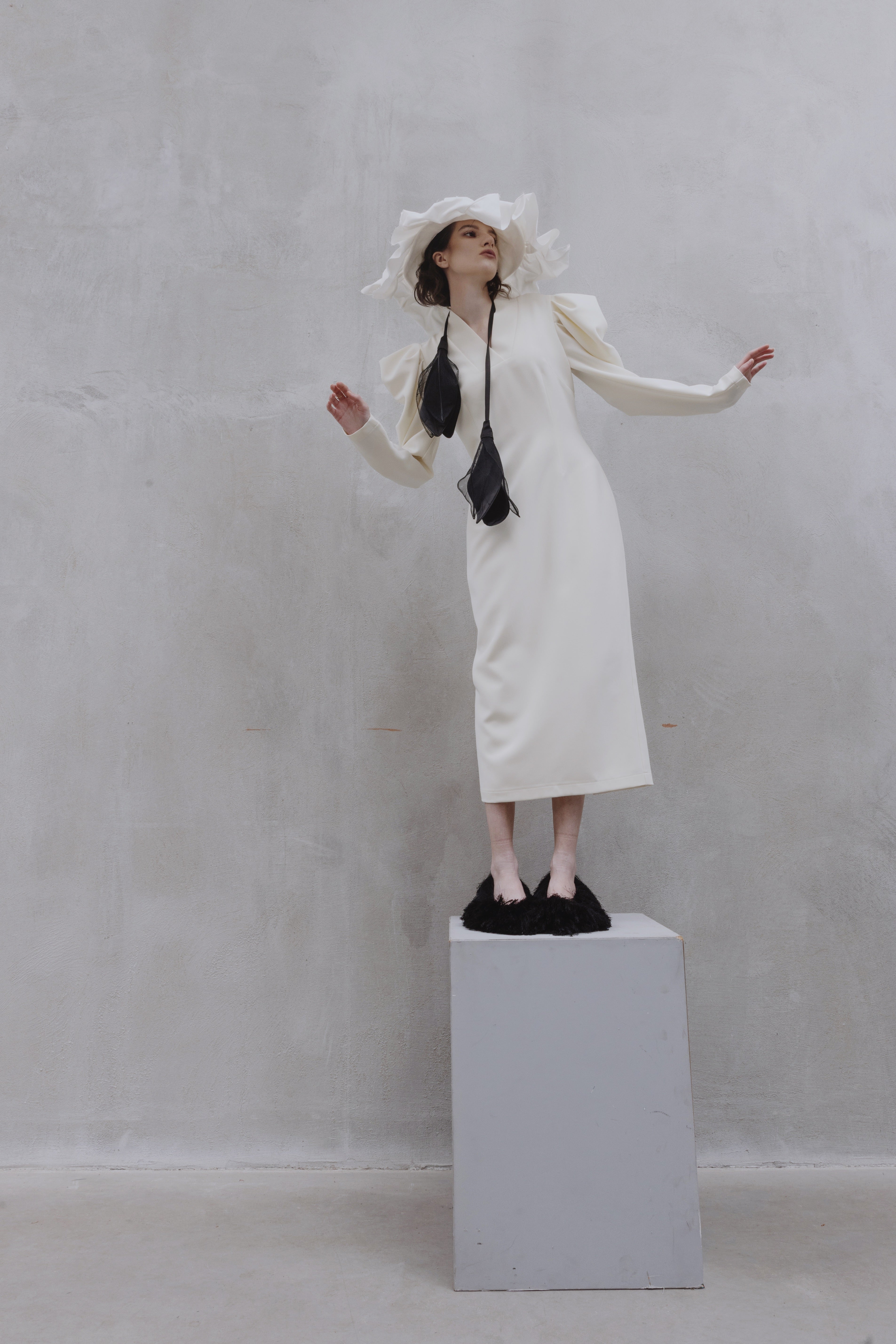 Crepe Midi Dress With Statement Sleeves | Ivory
