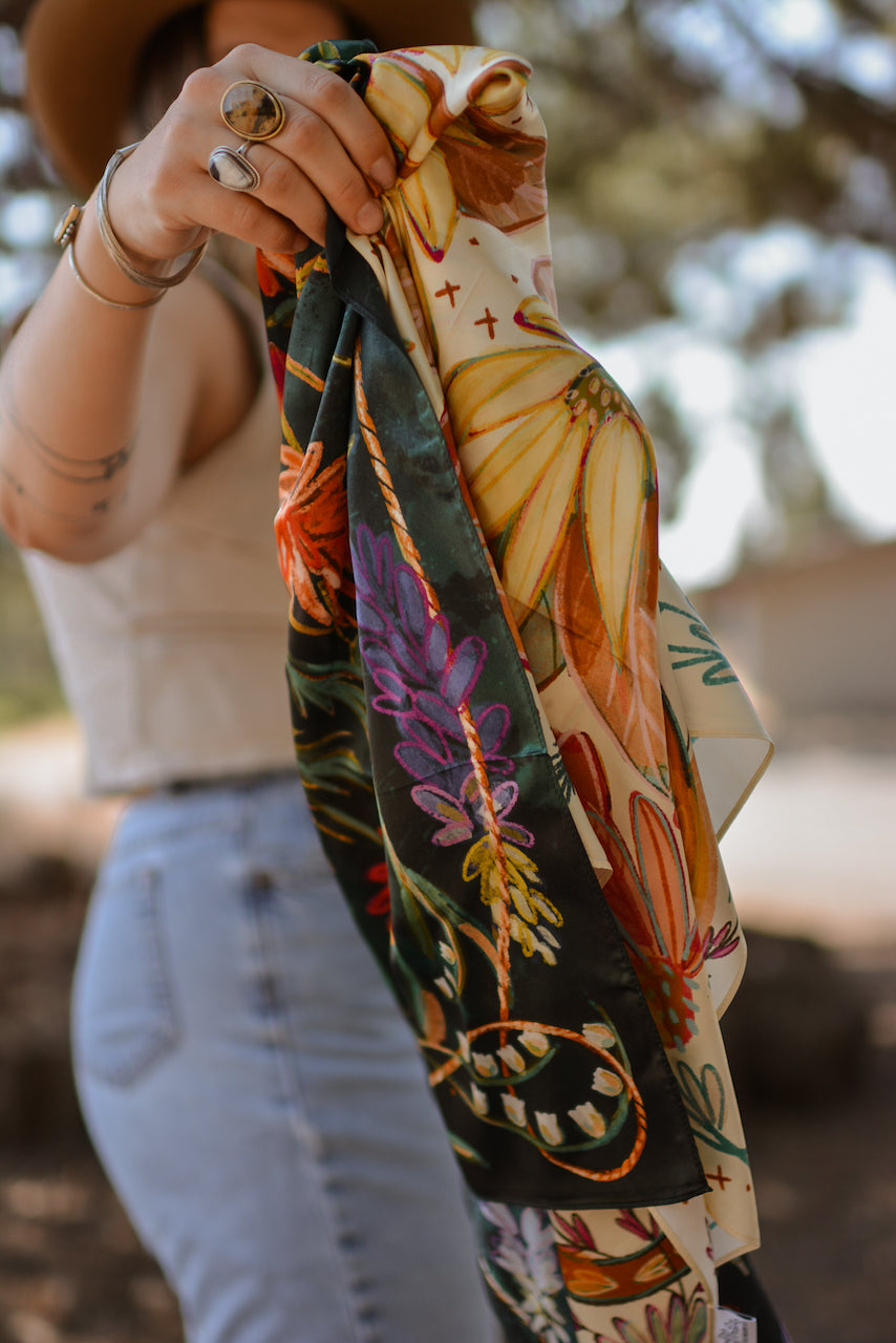 Lucky Wildflowers Large 100% Mulberry Silk 35x35: Cowgirl Western Scarf Wild Rag