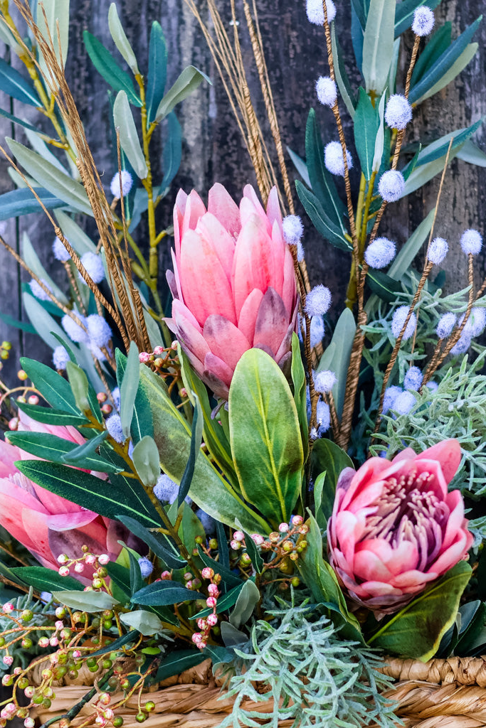 Flamingo Floral Bouquet Drop In