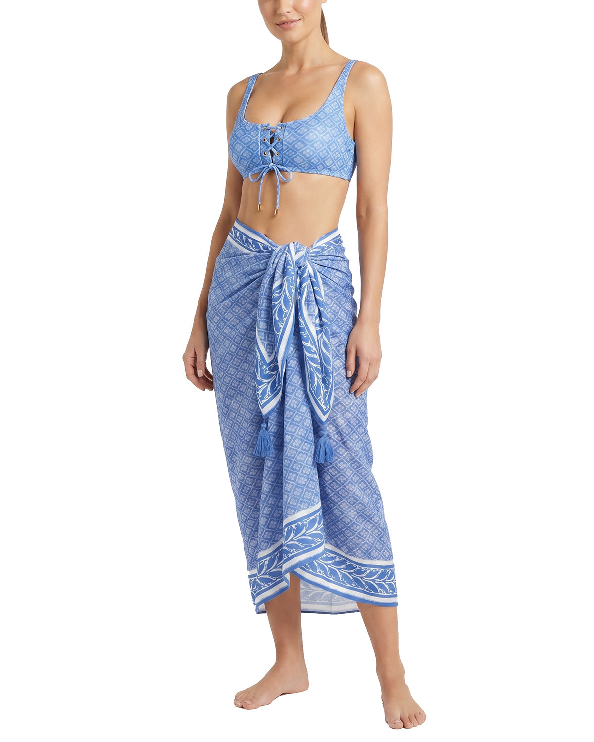 Melanie Pareo In Meridien Breeze