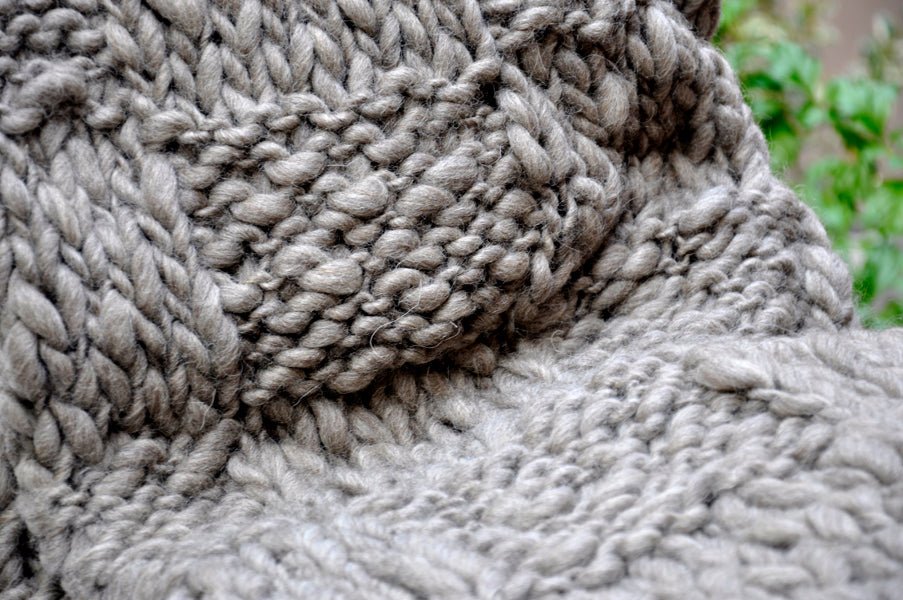 Malena Thick Throw Blanket | Corriedale Wool