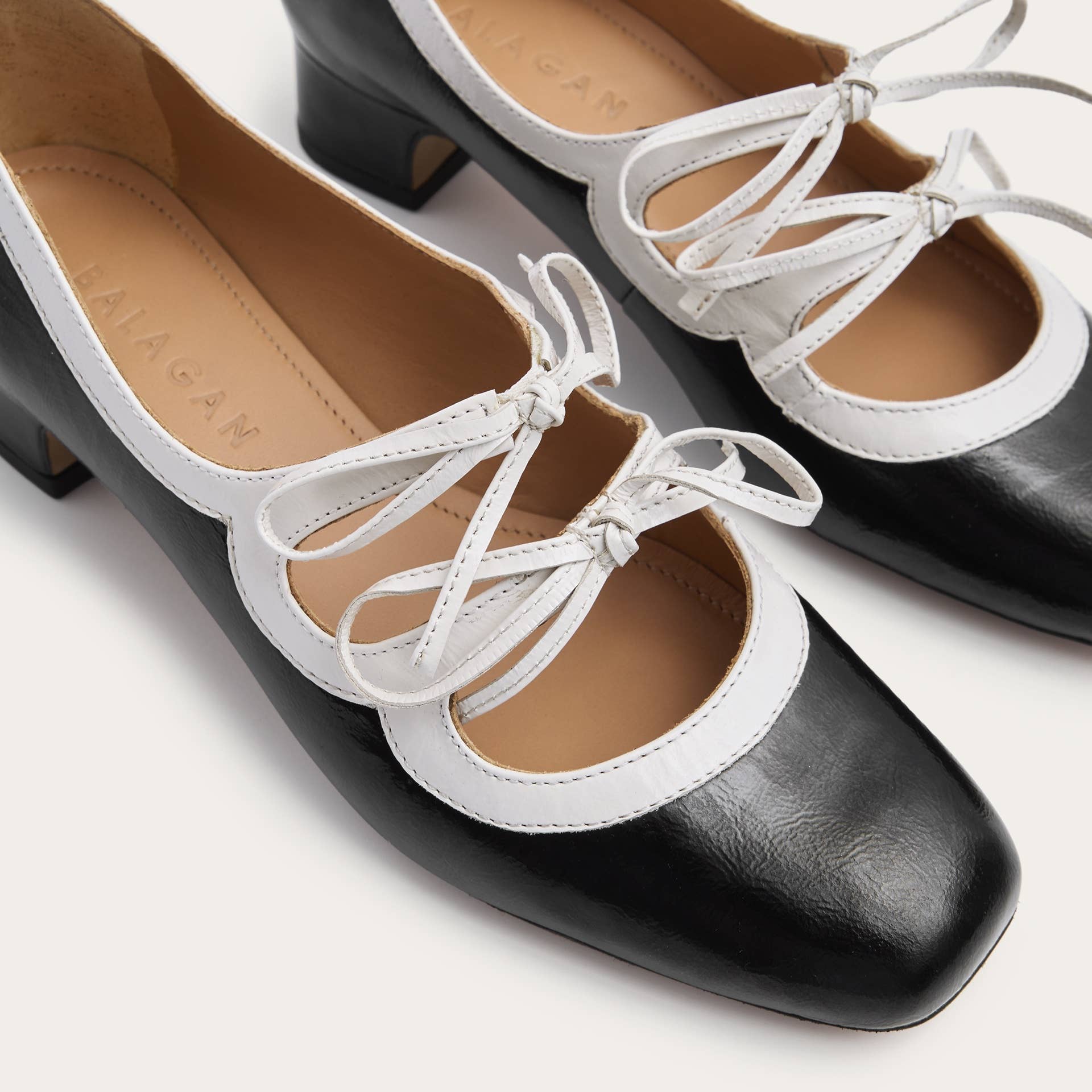 Greta Heels in Black & White Gloss