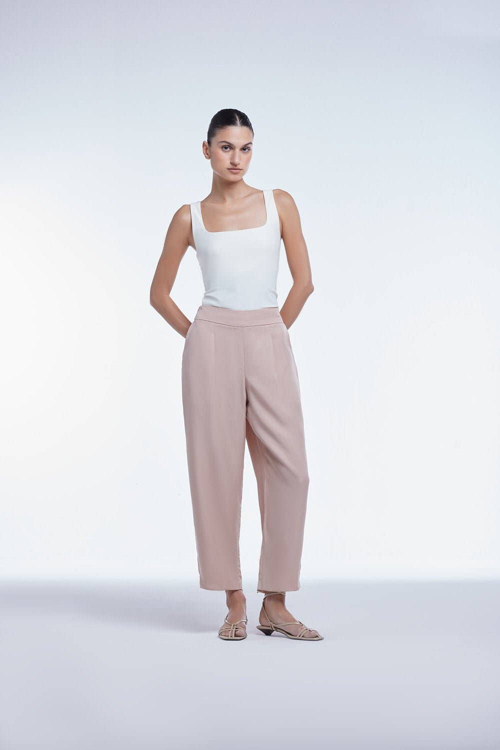 Tencel Mid-Rise Tapered Pants in Blush