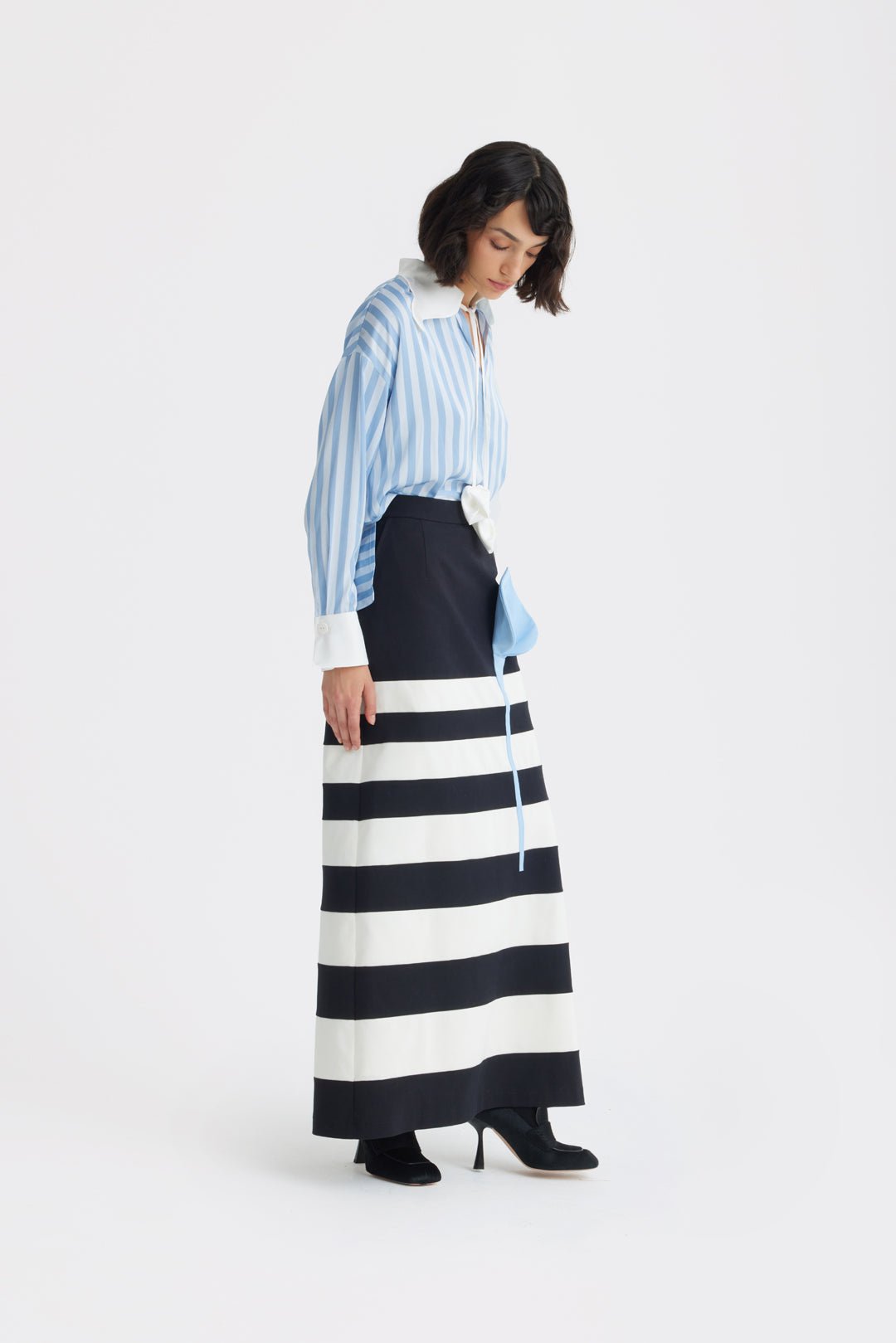 Smart Elegance – Silk-Touch Striped Long-Sleeve Blouse Light Blue - Julia Allert
