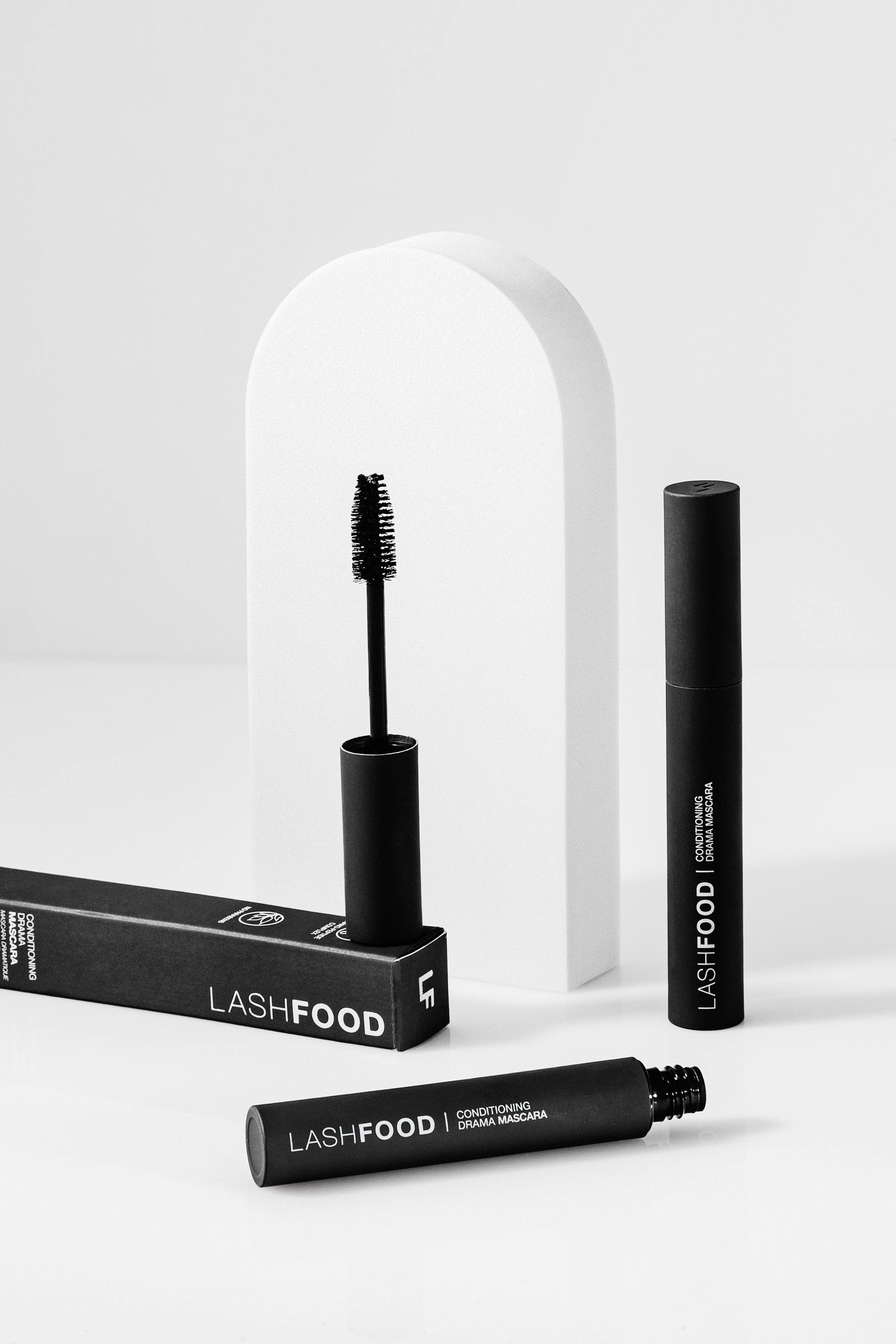 Conditioning Drama Mascara, 8ml