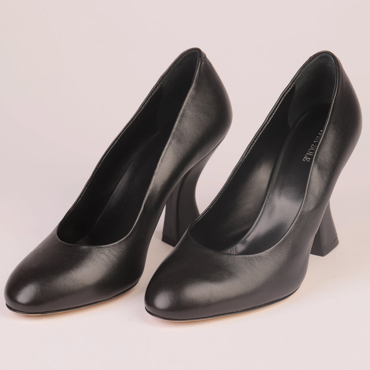 Midnight Muse | Black Nappa Pump