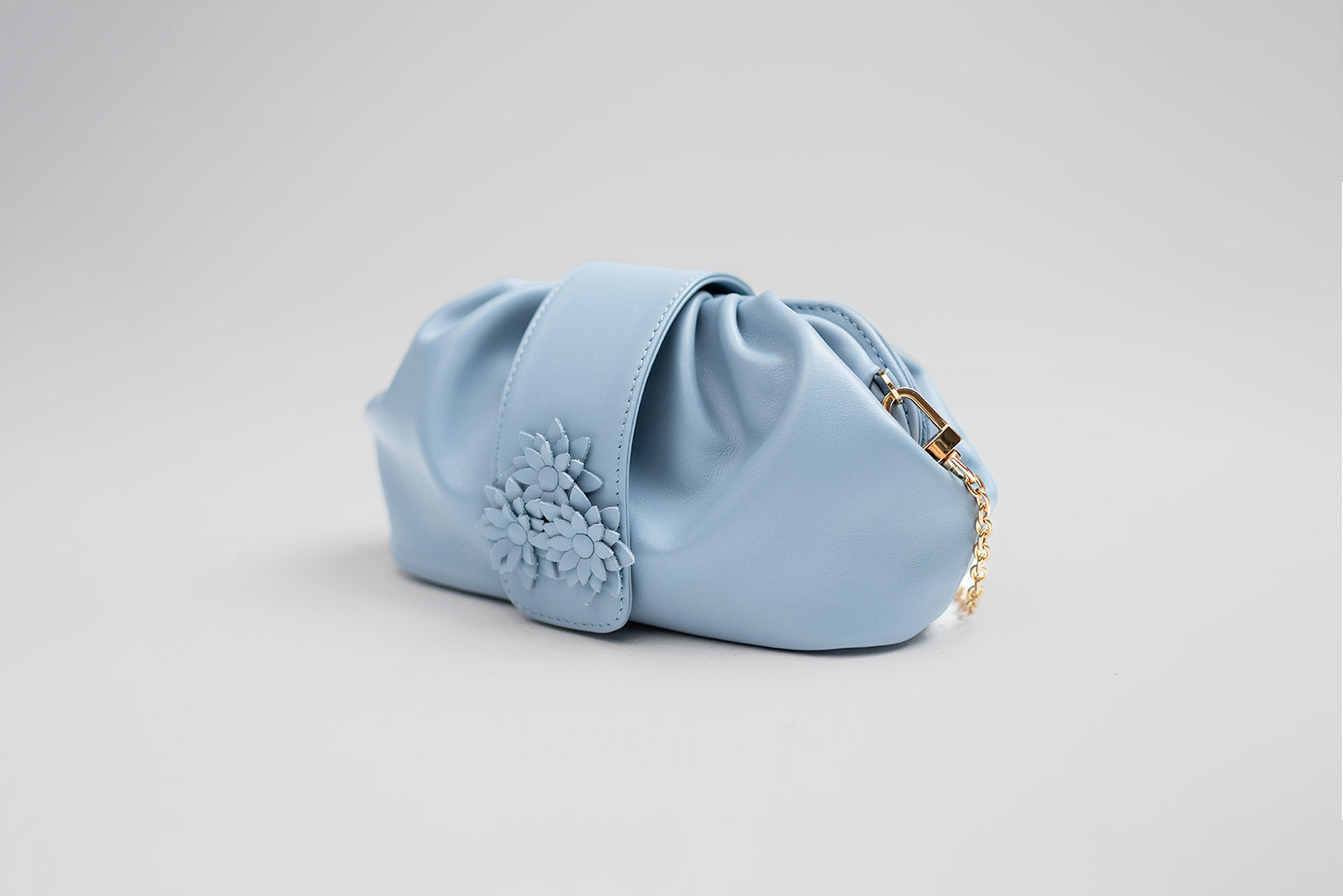 Julieta Clutch | Light Blue