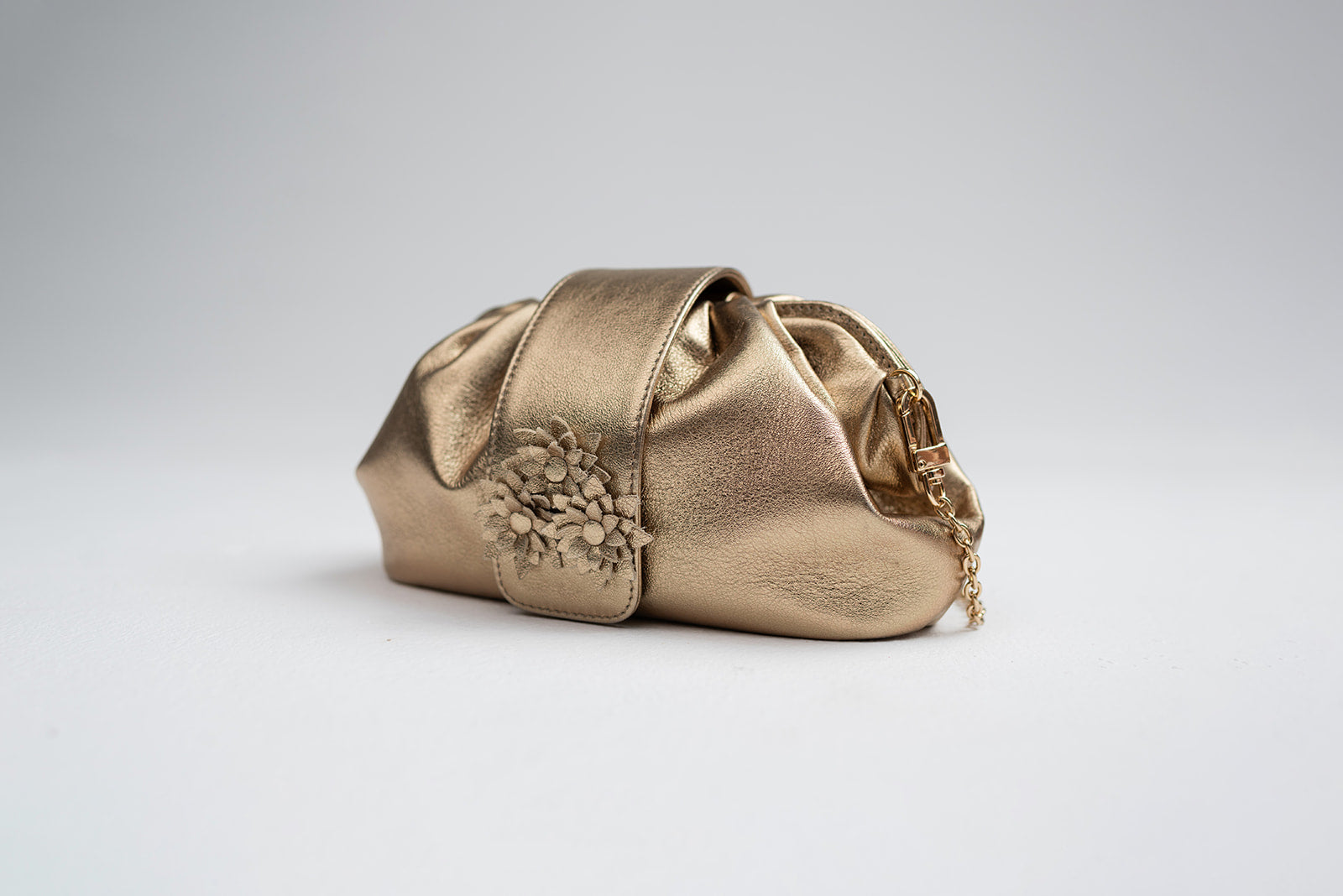 Julieta Clutch | Gold