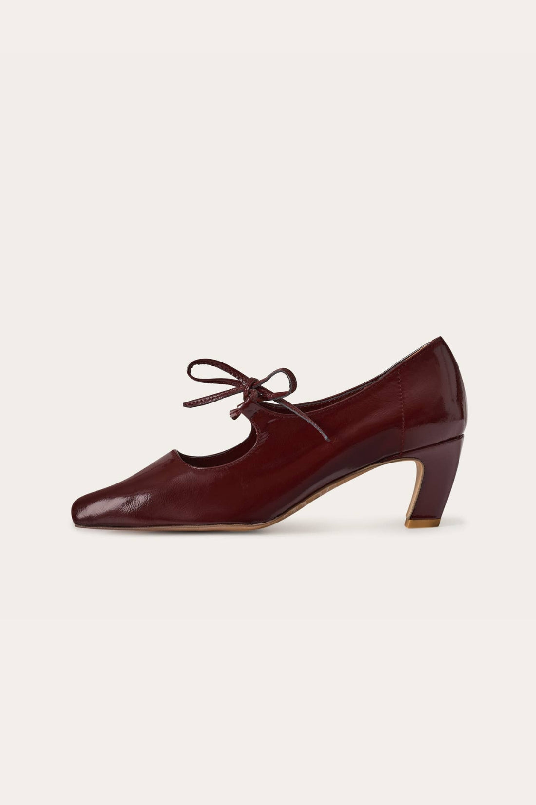Din Heels in Glossy Bordeaux