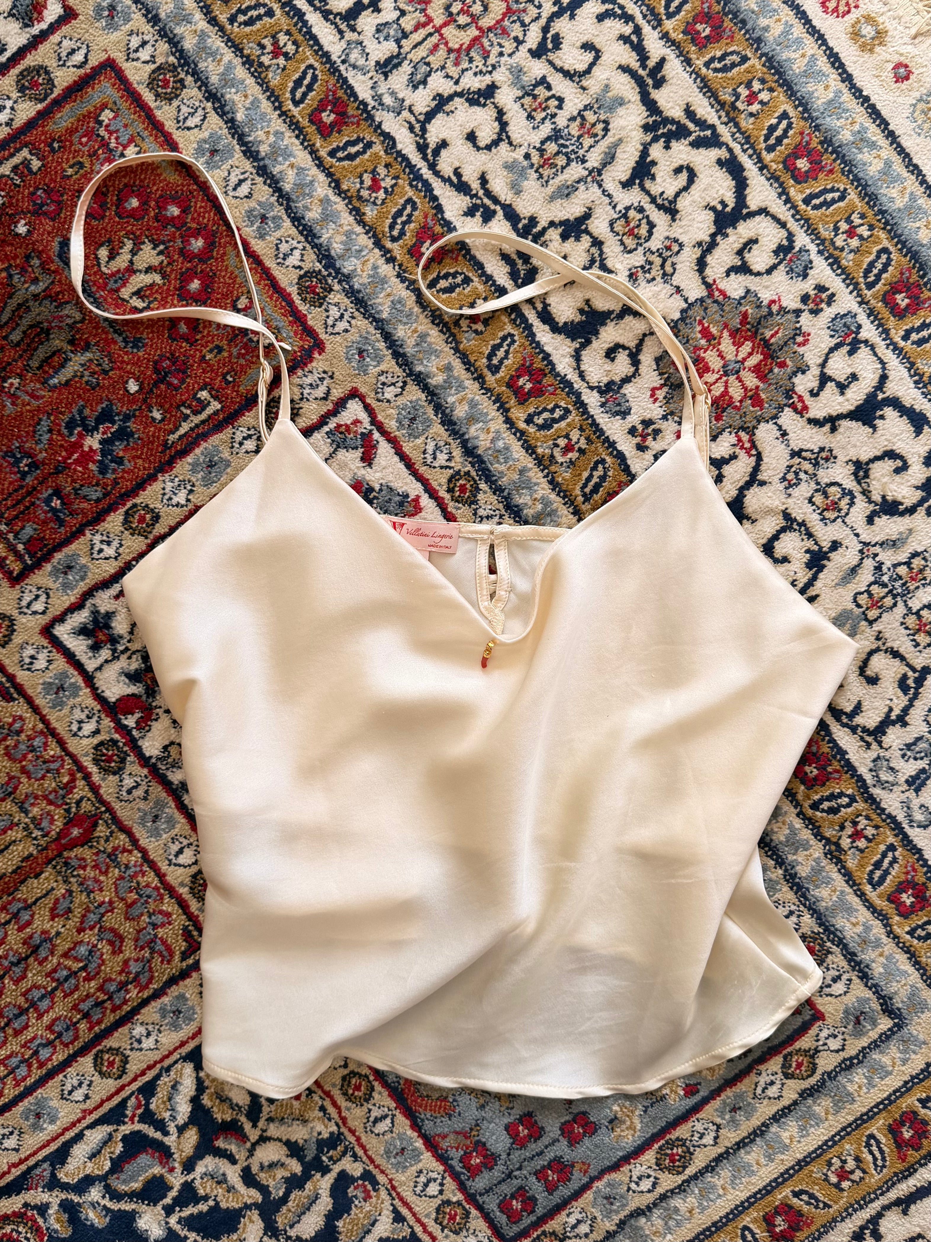 Amalia Silk Top and Mediterranean Coral | Canistrelli