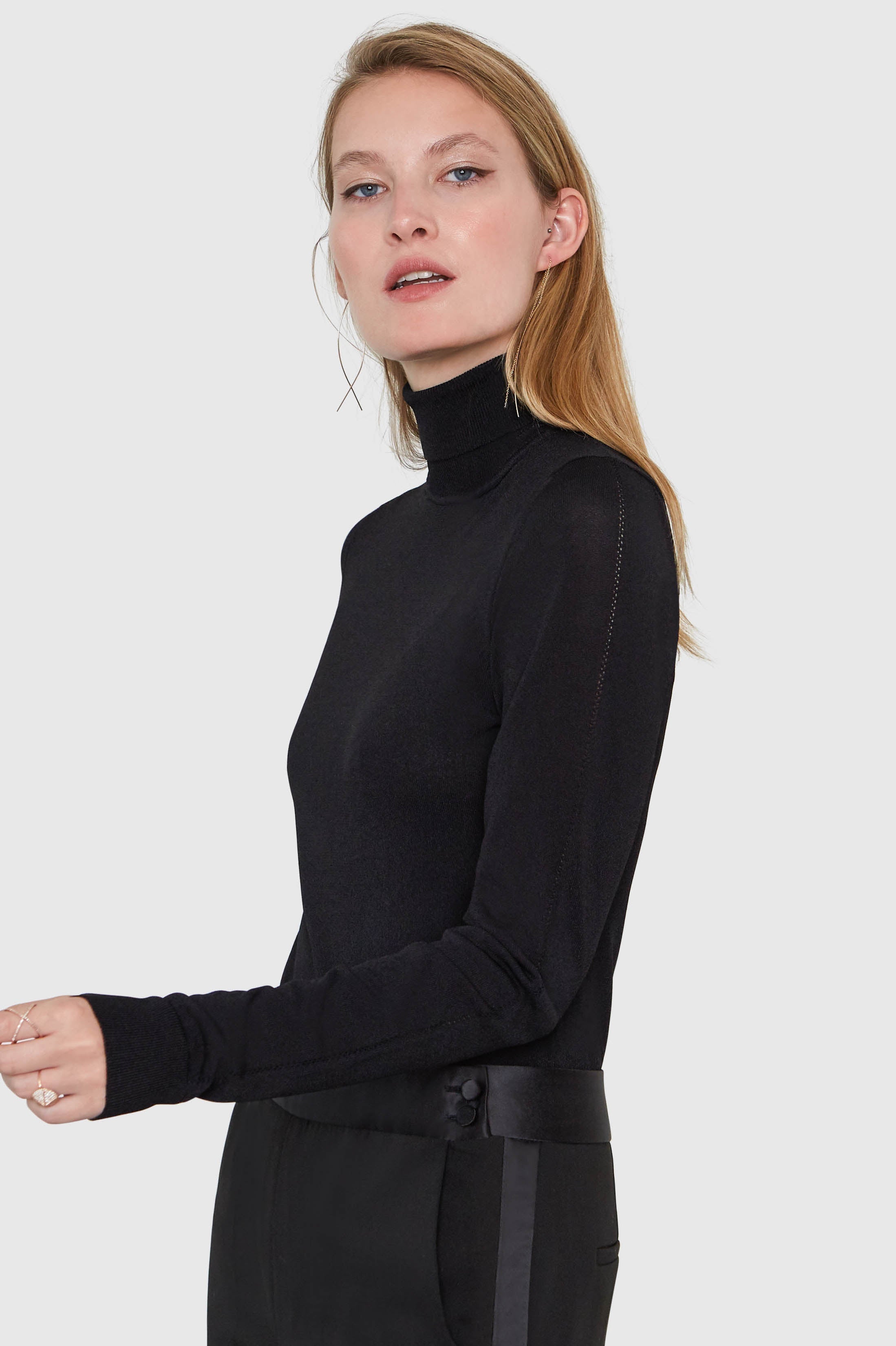 MIRA TURTLENECK VISCOSE BODYSUIT