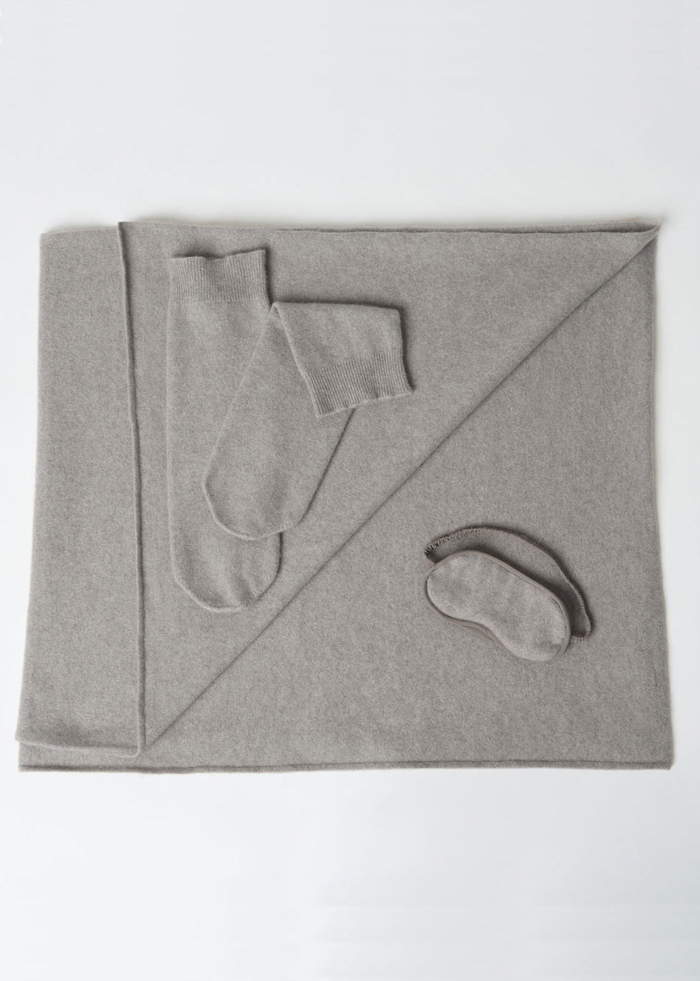 CLOUD NINE CASHMERE TRAVEL SET