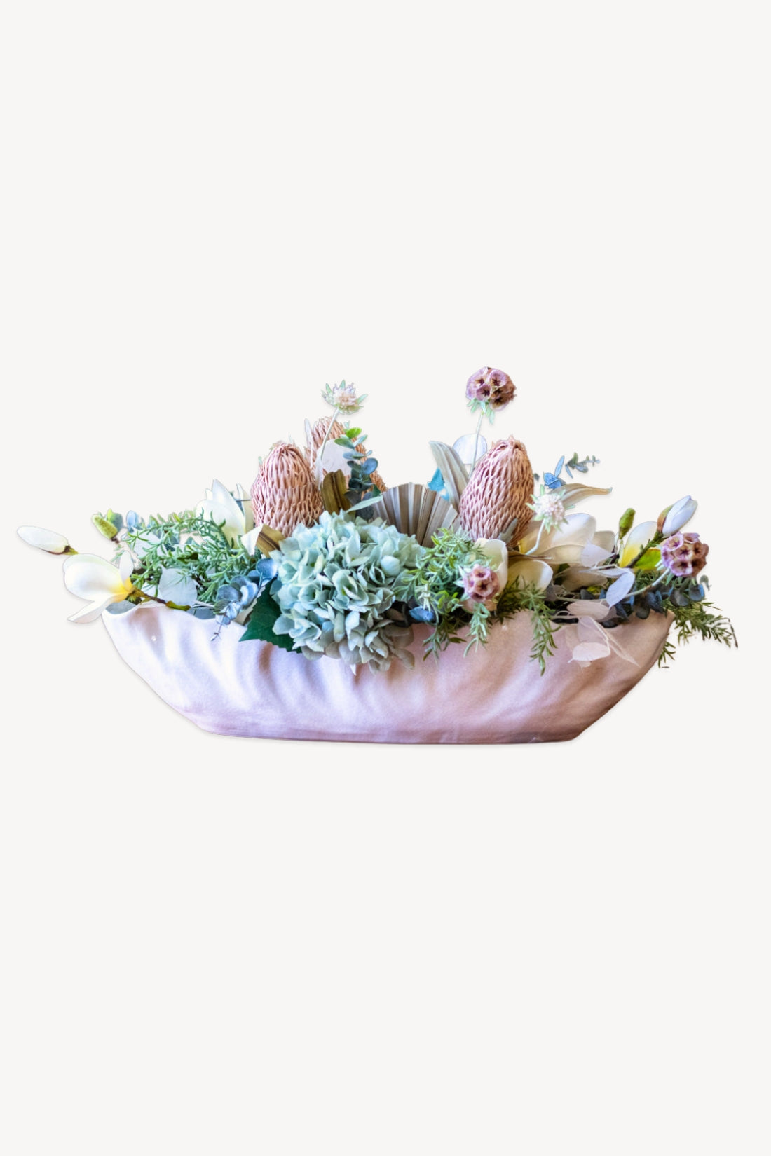 The Egret Elongated Centerpiece Drop In