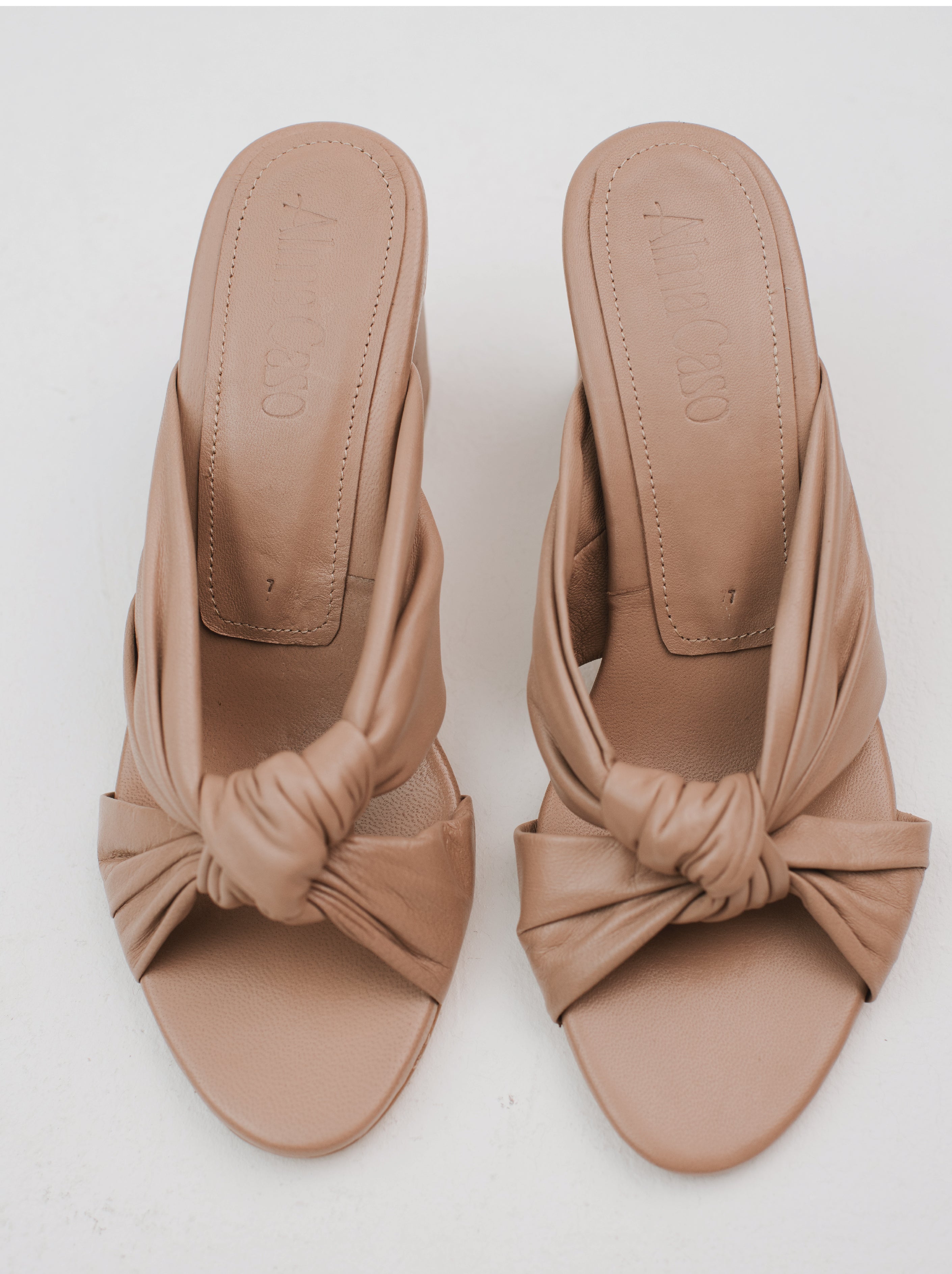 Teresa Mule | Nude