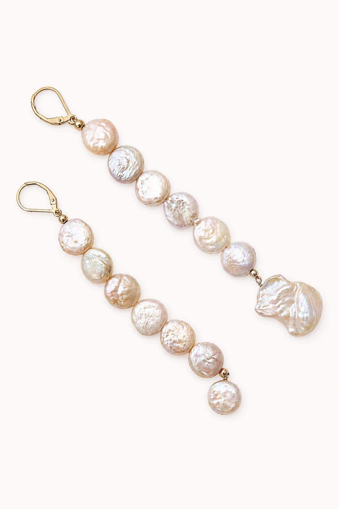 Puesta Pearl Earring Set